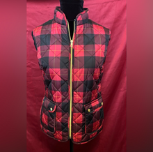 Load image into Gallery viewer, Plaid Quilted Vest - Red and Black
