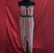 Load image into Gallery viewer, Xhilaration Striped Ruched Top
