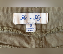 Load image into Gallery viewer, Skirt

