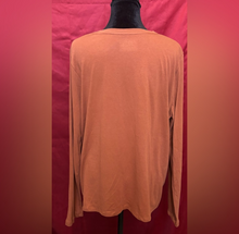 Load image into Gallery viewer, Time and Tru Women's Terracotta Long Sleeve Too
