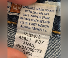 Load image into Gallery viewer, Classic Blue Denim Jeans
