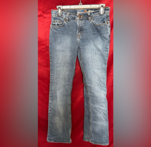 Load image into Gallery viewer, Classic Blue Denim Jeans
