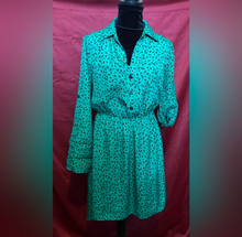 Load image into Gallery viewer, Level Eight Green Geometric Dress
