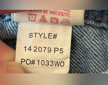Load image into Gallery viewer, Stylish Blue Jeans
