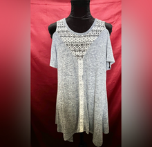 Load image into Gallery viewer, Navy and Gray Lace Accent Women's Top
