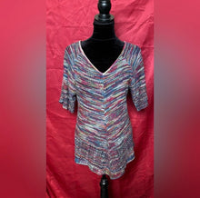 Load image into Gallery viewer, Faded Glory Sweater Top
