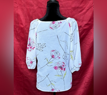 Load image into Gallery viewer, Floral Button-Up Women's Top
