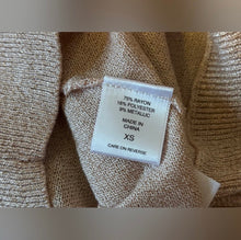 Load image into Gallery viewer, New York &amp; Company Sweater
