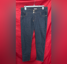 Load image into Gallery viewer, Juniors Dark Blue Jeans
