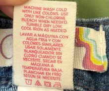 Load image into Gallery viewer, Stylish Blue Jeans
