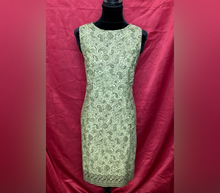 Load image into Gallery viewer, Elegant Green Paisley Dress
