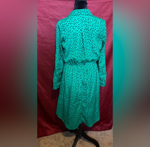 Load image into Gallery viewer, Level Eight Green Geometric Dress
