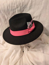 Load image into Gallery viewer, NEW Blk/Pink Fedora
