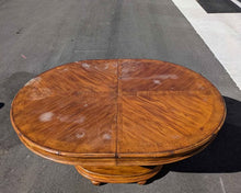 Load image into Gallery viewer, Solid Wood Rooms To Go Dining Set
